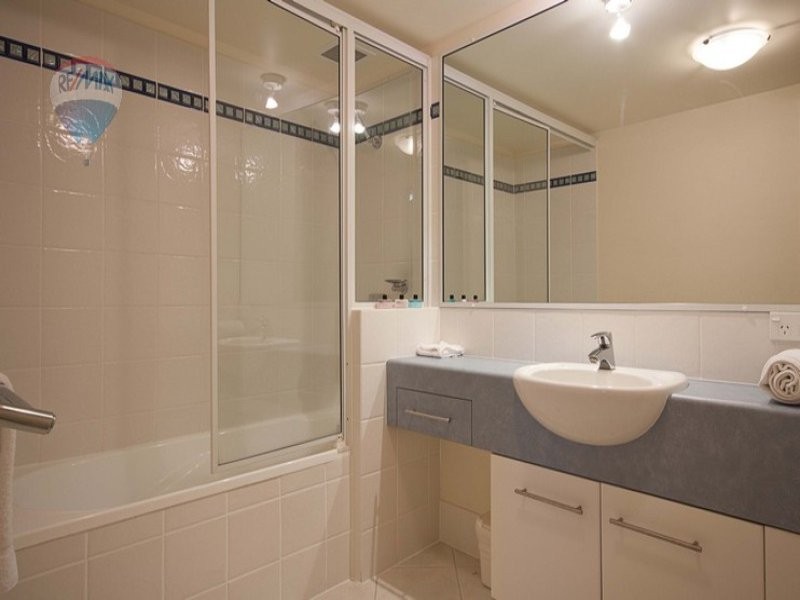 9/275 Esplanade, Cairns North QLD 4870