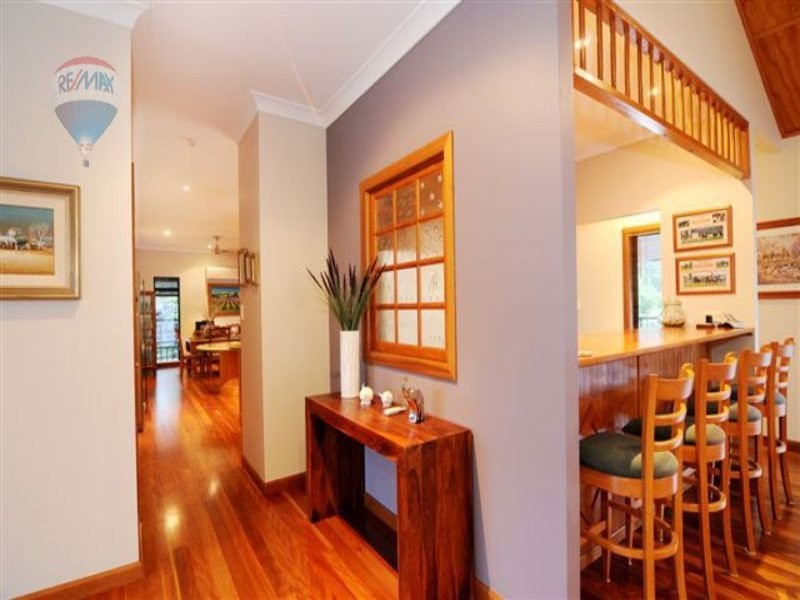 5 Hilltop Close, Bayview Heights QLD 4868