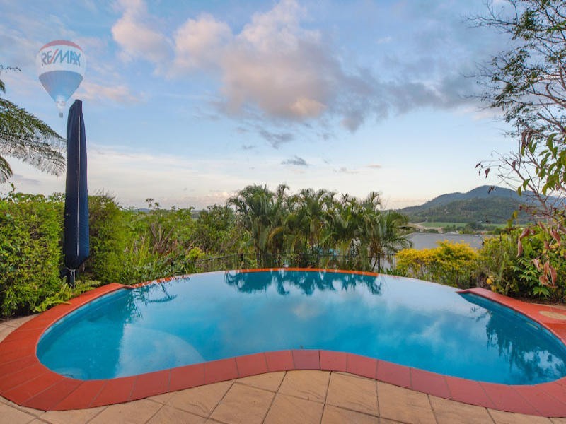 20 Alstonia Close, Redlynch QLD 4870