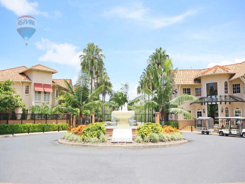406/2 Greenslopes Street, Cairns North QLD 4870
