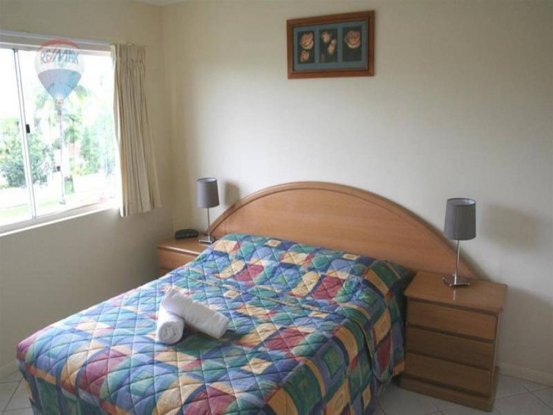 24/275 Esplanade, Cairns North QLD 4870