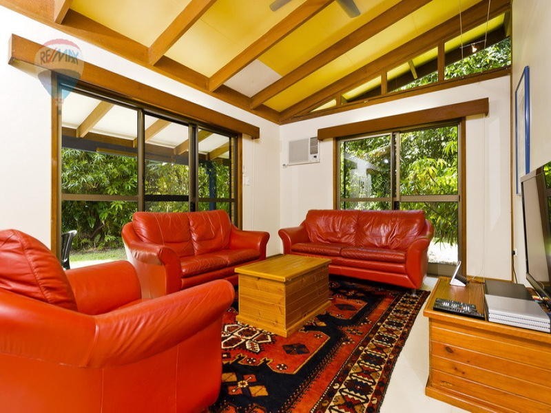 3 Pine Tree Close, Bayview Heights QLD 4868