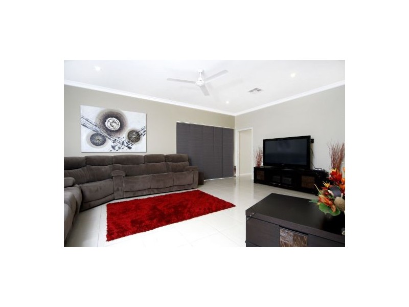 85 Roberts Drive, Trinity Beach QLD 4879