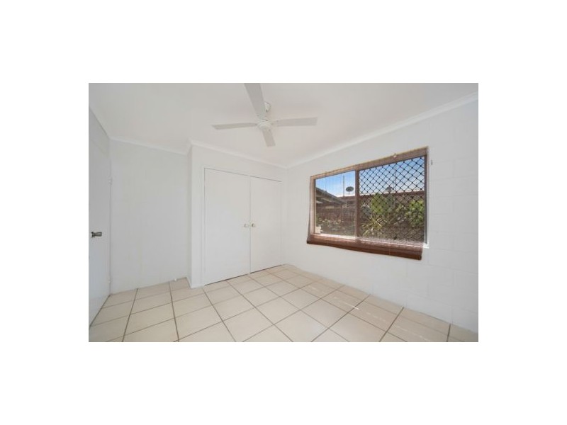 3 Frances Street, Mooroobool QLD 4870