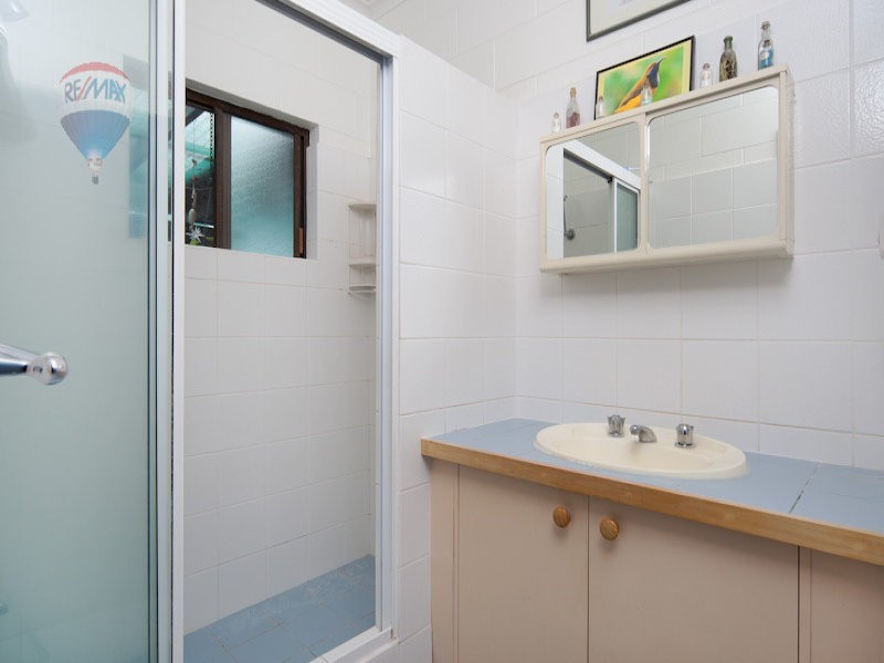 61 Oleander Street, Holloways Beach QLD 4878