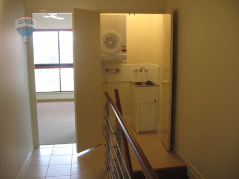 327/644-654 Bruce Highway, Woree QLD 4868