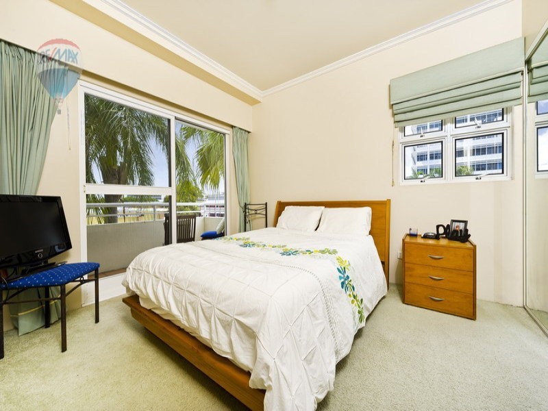 6/73 Spence Street, Cairns City QLD 4870