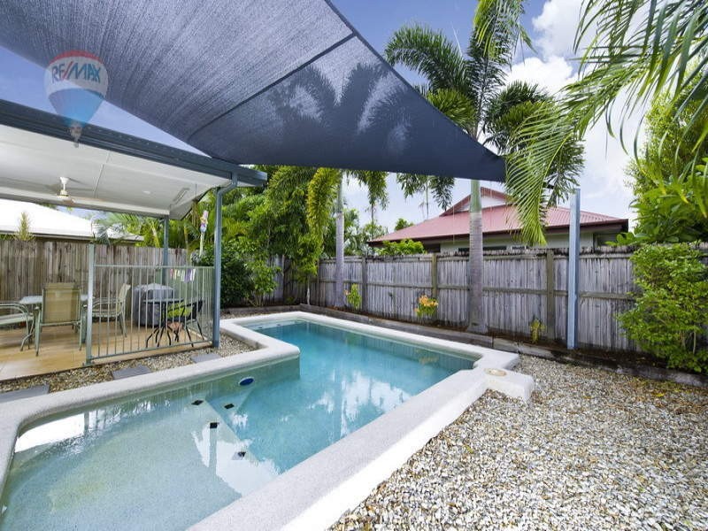 5 Howie Close, Kewarra Beach QLD 4879