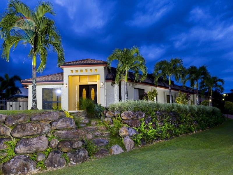 1 Vauclause Close, Brinsmead QLD 4870