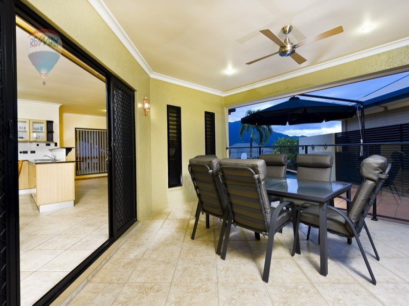 1 Vauclause Close, Brinsmead QLD 4870