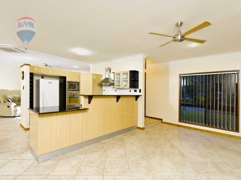 1 Vauclause Close, Brinsmead QLD 4870