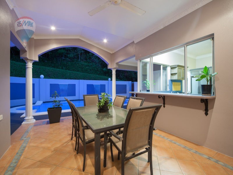 271 Toogood Road, Bayview Heights QLD 4868