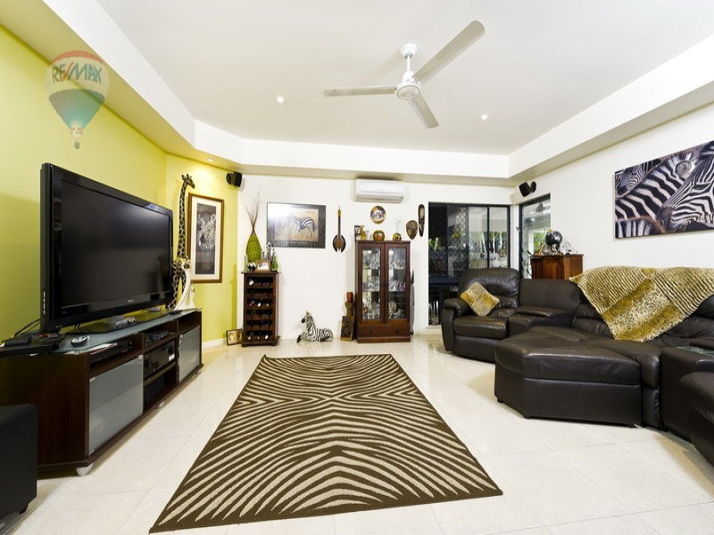 26 Muller Street, Palm Cove QLD 4879