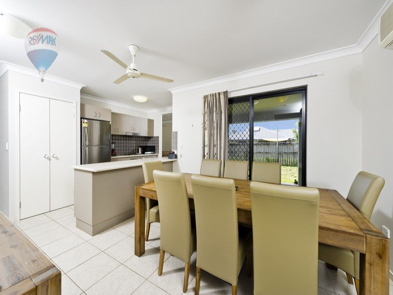 25 Cliffdale Street, Bentley Park QLD 4869