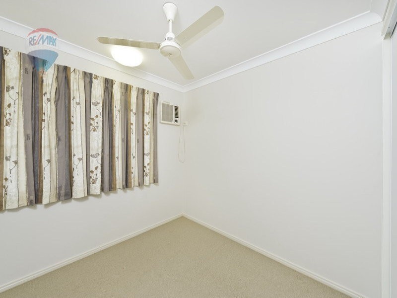 25 Cliffdale Street, Bentley Park QLD 4869