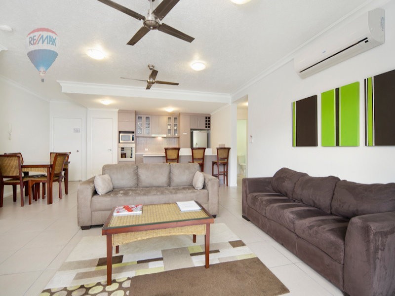 3/2 Oliva Street, Palm Cove QLD 4879