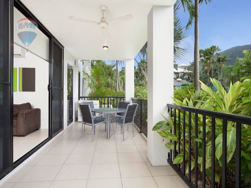 3/2 Oliva Street, Palm Cove QLD 4879