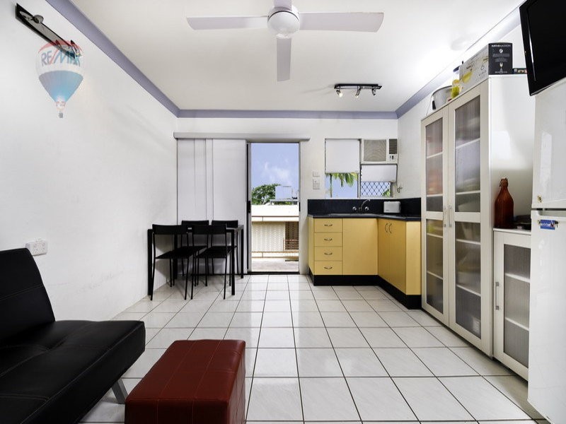 28/324 Sheridan Street, Cairns North QLD 4870