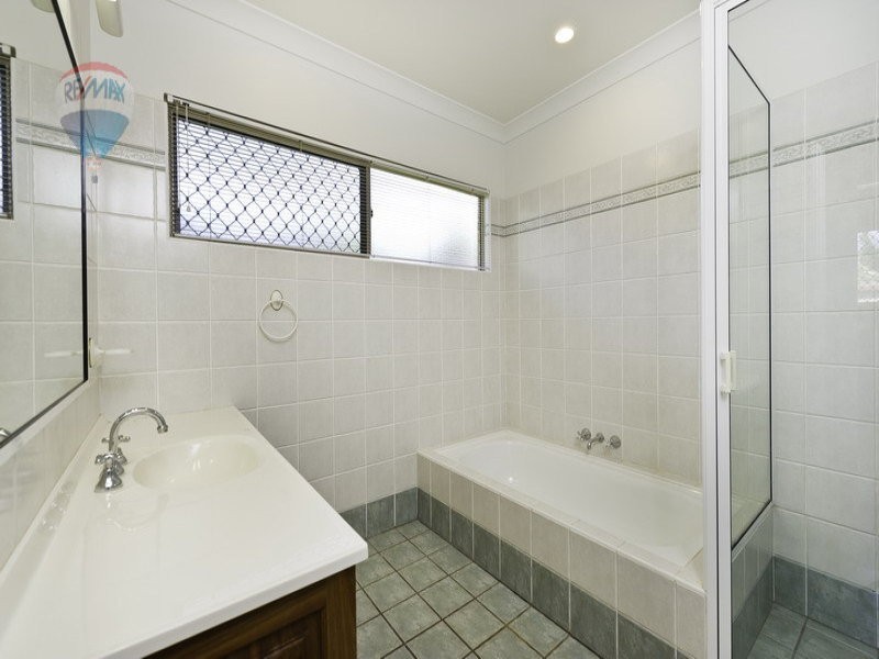 3 Caesar Street, Bentley Park QLD 4869
