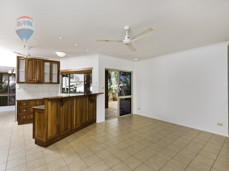 3 Caesar Street, Bentley Park QLD 4869