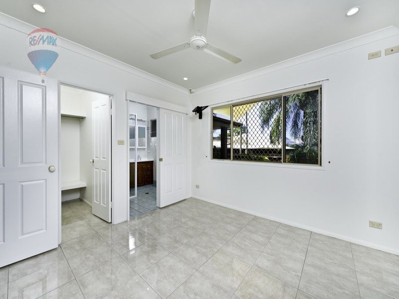 3 Caesar Street, Bentley Park QLD 4869