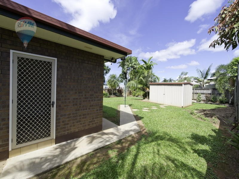 3 Caesar Street, Bentley Park QLD 4869