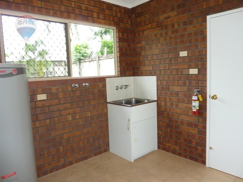 3 Caesar Street, Bentley Park QLD 4869