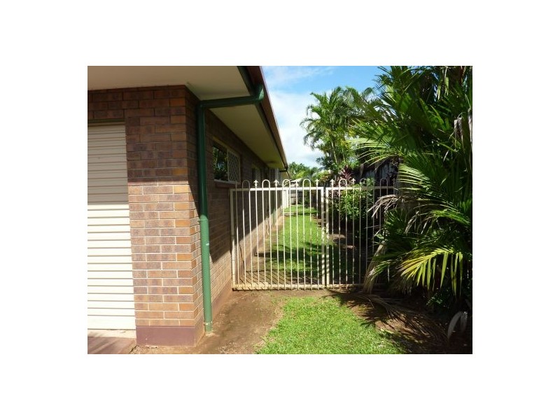 3 Caesar Street, Bentley Park QLD 4869