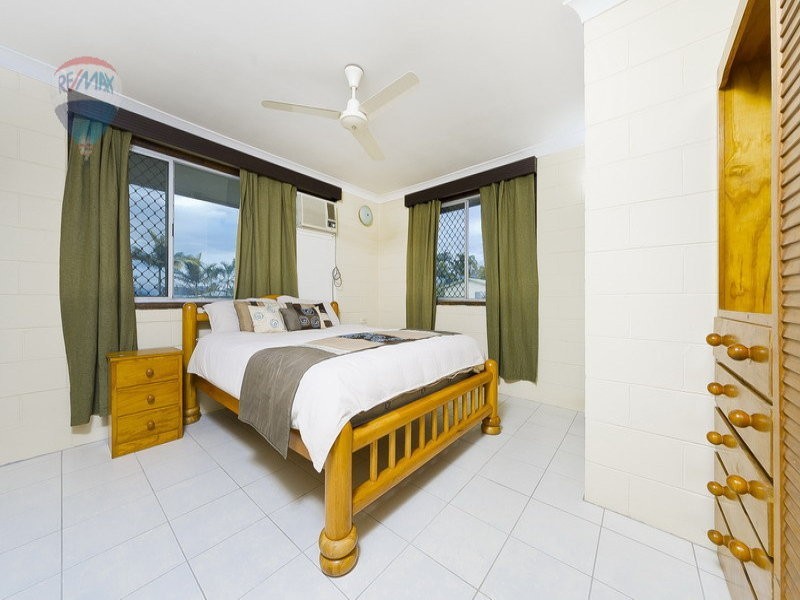 24 Creedy Street, Westcourt QLD 4870