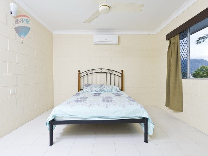 24 Creedy Street, Westcourt QLD 4870