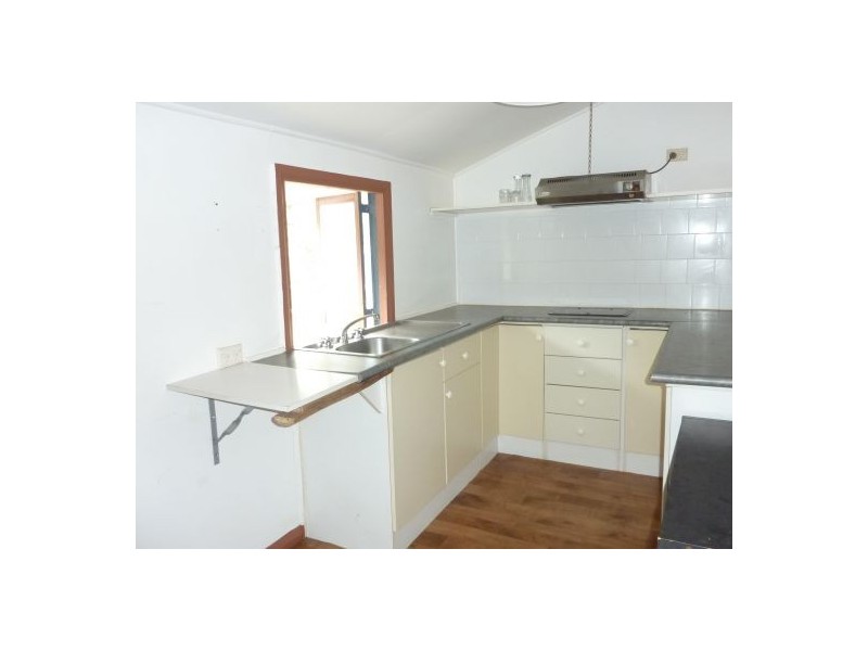 6 Sandpiper Street, East Trinity QLD 4871