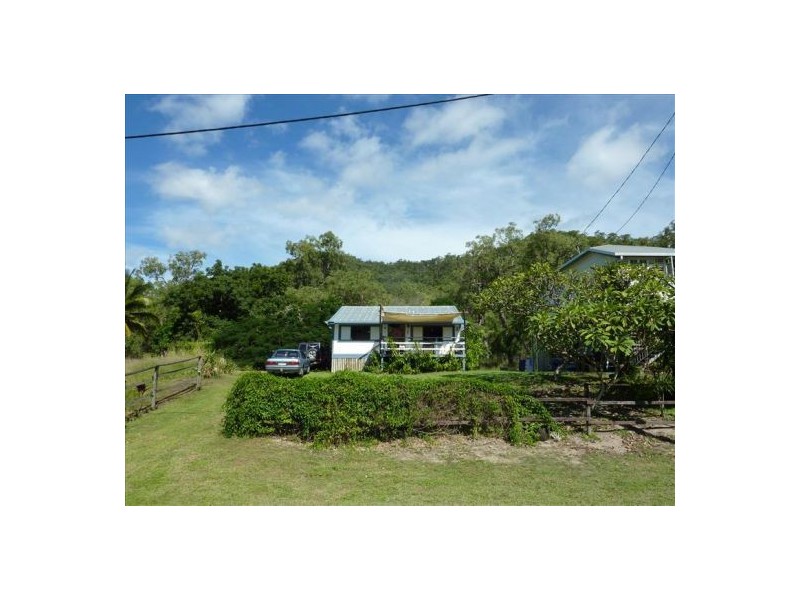 6 Sandpiper Street, East Trinity QLD 4871