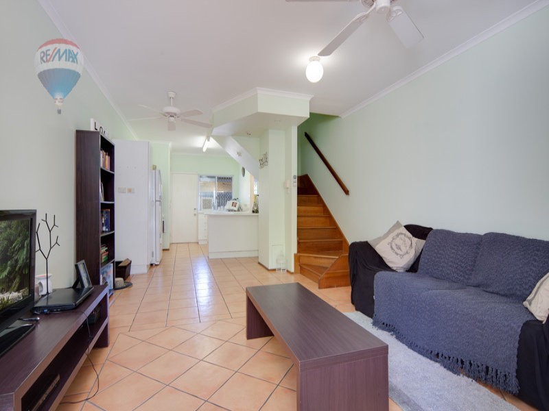 2/21 Fairweather Street, Yorkeys Knob QLD 4878