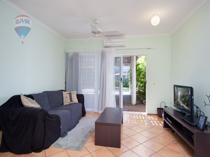 2/21 Fairweather Street, Yorkeys Knob QLD 4878