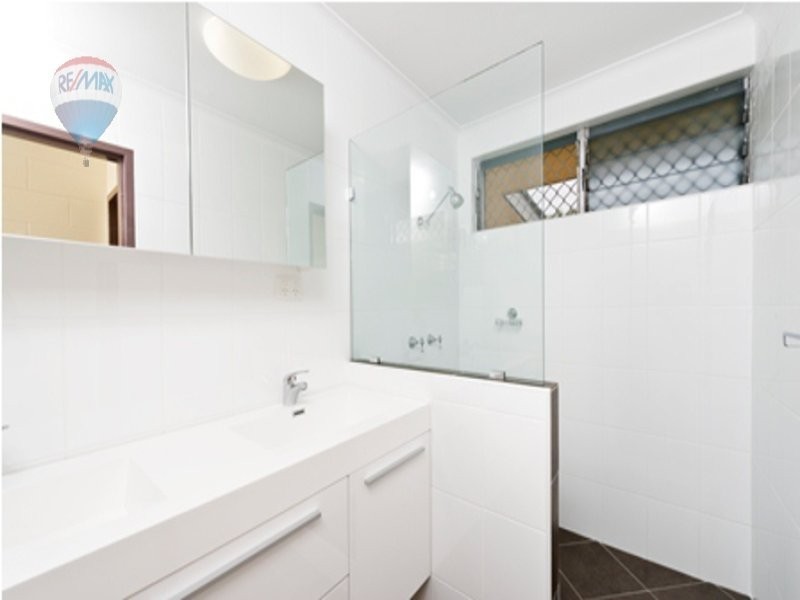 14 Zircon Street, Bayview Heights QLD 4868
