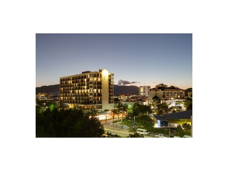 17/1 Marlin Parade, Cairns City QLD 4870