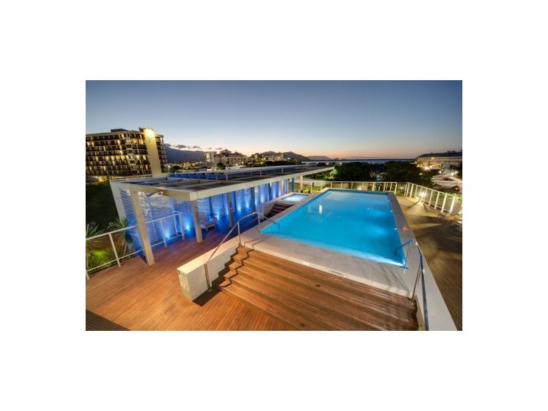 17/1 Marlin Parade, Cairns City QLD 4870