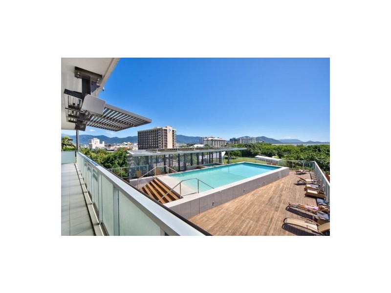 17/1 Marlin Parade, Cairns City QLD 4870