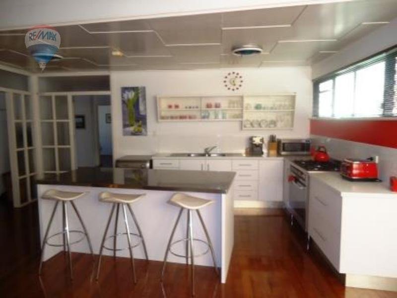 143 Greenslopes Street, Edge Hill QLD 4870