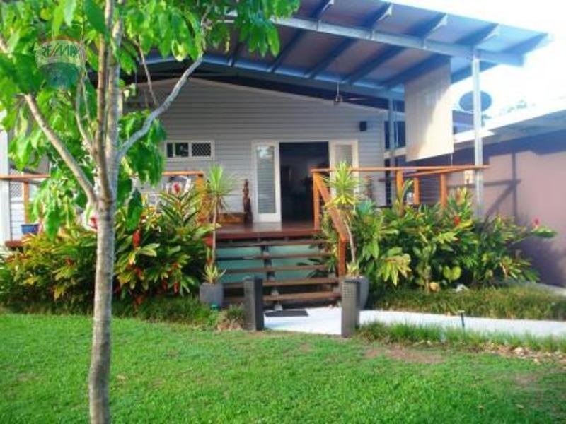 143 Greenslopes Street, Edge Hill QLD 4870