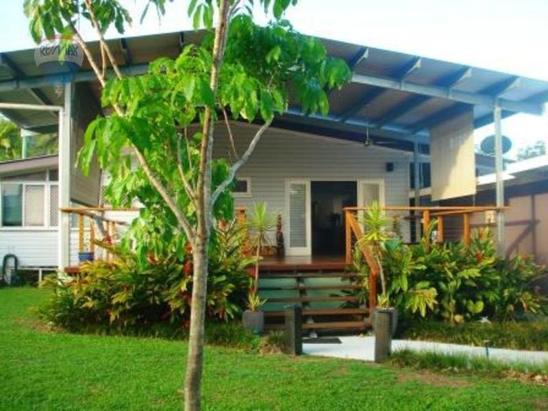 143 Greenslopes Street, Edge Hill QLD 4870