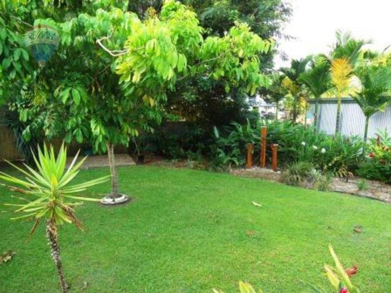 143 Greenslopes Street, Edge Hill QLD 4870