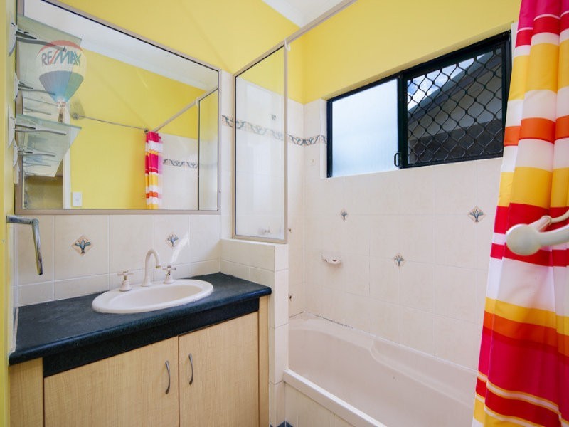 5 Rafferty Street, White Rock QLD 4868