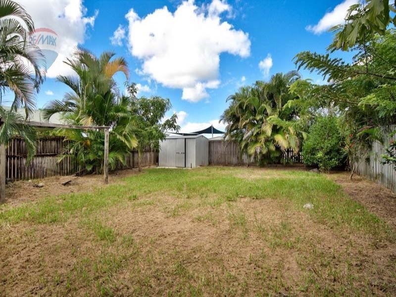 5 Rafferty Street, White Rock QLD 4868