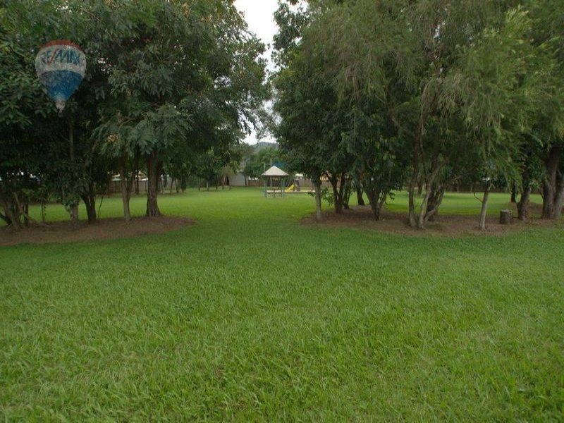 7 Bi-Centennial Road, Bentley Park QLD 4869