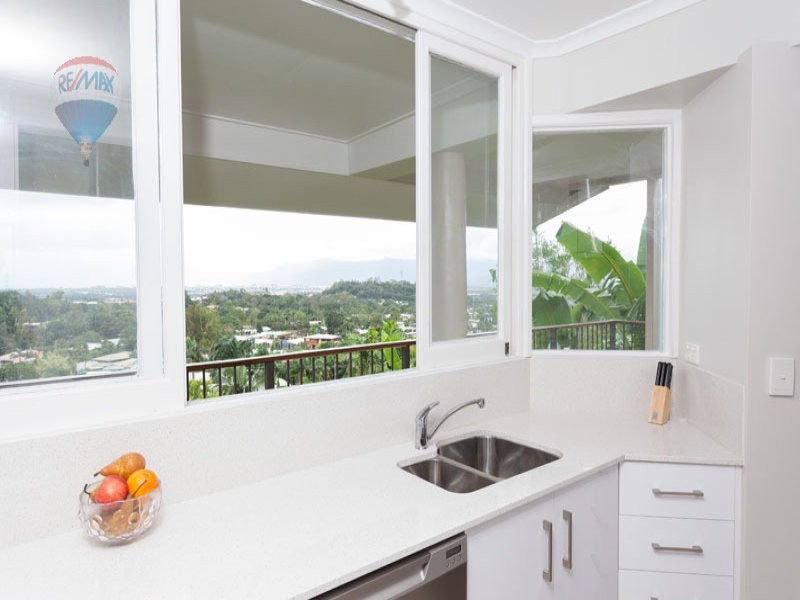 252 Toogood Road, Bayview Heights QLD 4868