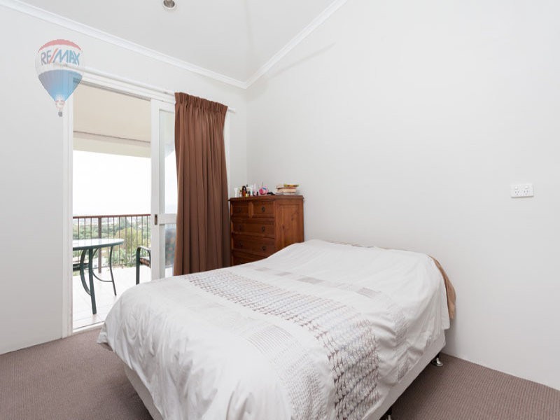 252 Toogood Road, Bayview Heights QLD 4868