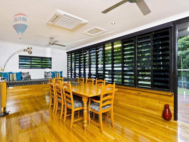 23 Mullins Street, Whitfield QLD 4870