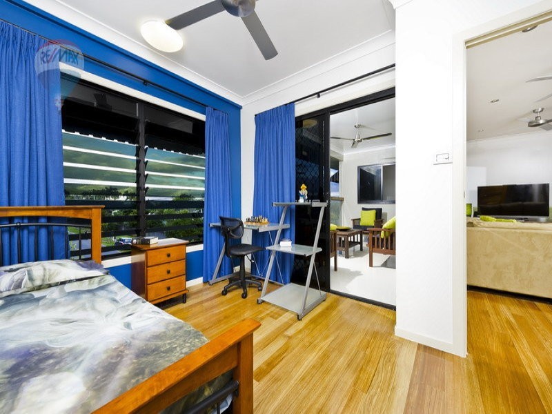 23 Mullins Street, Whitfield QLD 4870