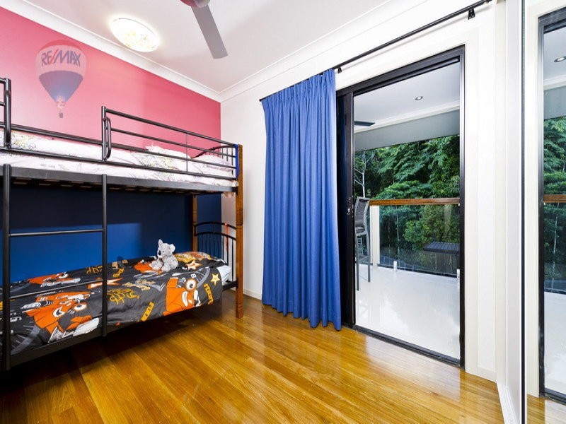 23 Mullins Street, Whitfield QLD 4870